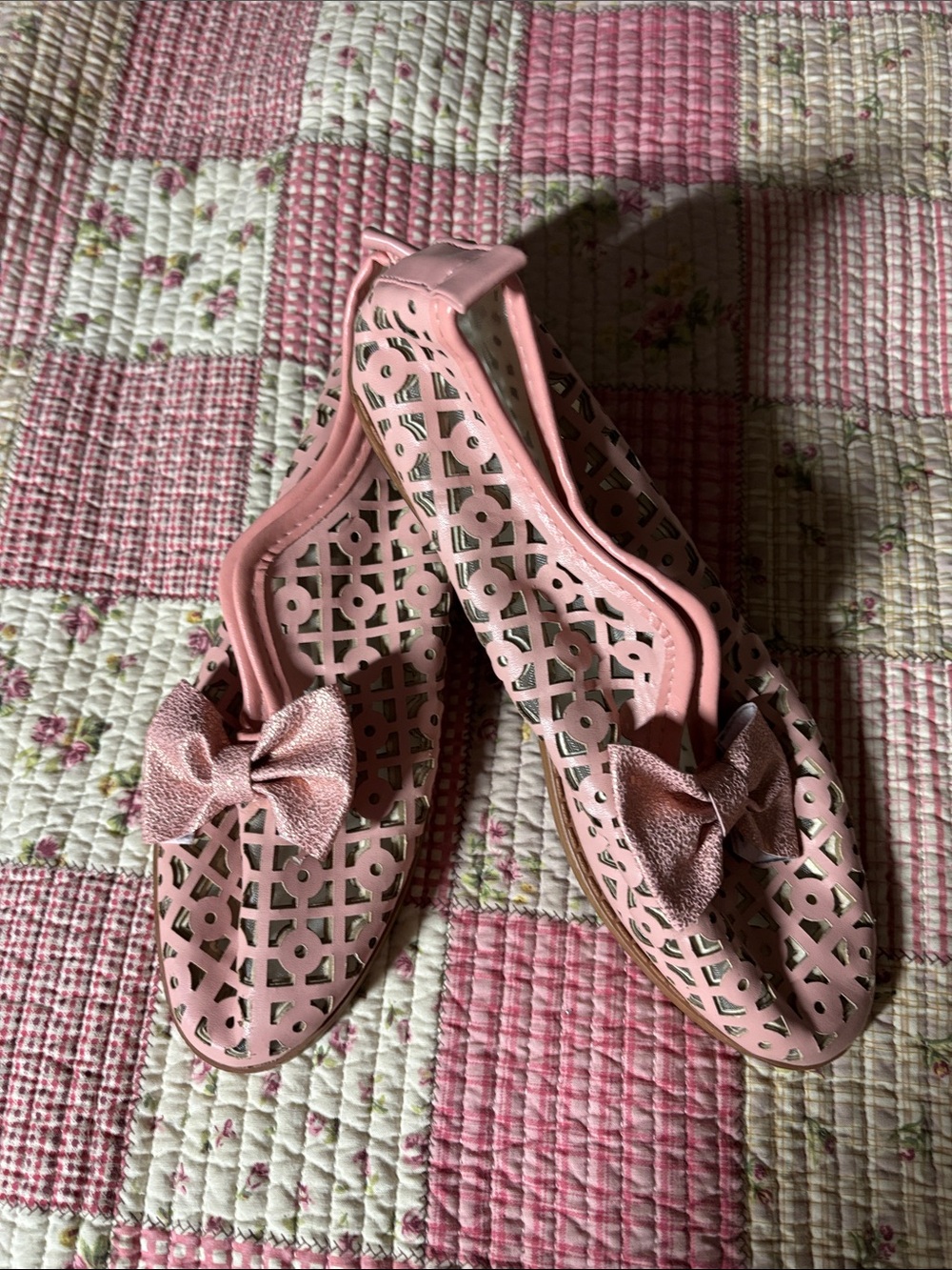 Pink Bow Cutout Slip-On Flats